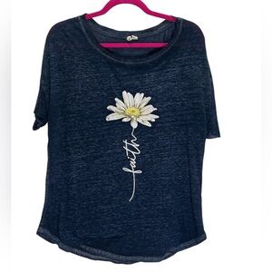 Cato T-Shirt Graphic Tee Daisy/Faith Dark Blue Sz M Top